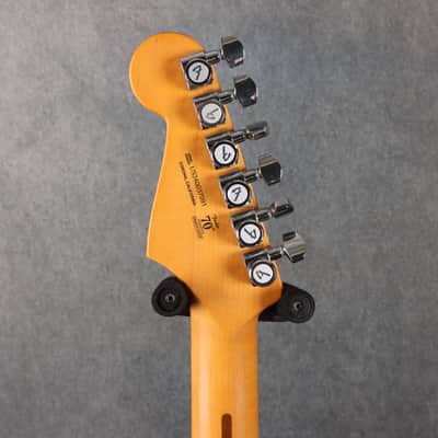 Fender American Ultra II Stratocaster Ebony Ultraburst - 2nd Hand image 5
