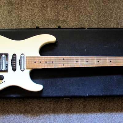 Up to 07/07! Fender HM Strat 1988 Original /Greg Howe,Introspection Mode/ +Case!FREE shipping in EU! image 6