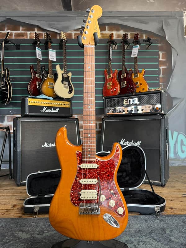 Fender American Deluxe Stratocaster HSS Amber 2006 Electric Guitar