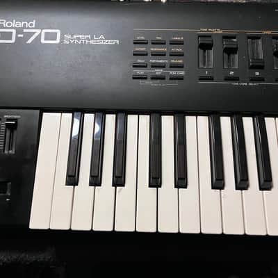 Roland D-70 76-Key Super LA Synthesizer 1990 - 1994 - Black