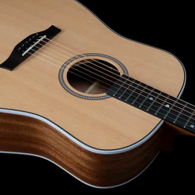 Seagull Model # 048090 Maritime SWS Natural Dreadnought Acoustic Electric Guitar NEW image 10