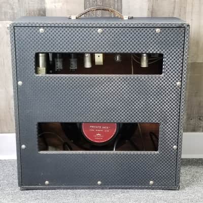 Ampeg Reverberocket 2 Combo Amp - 12-Watts - 1x12" Speaker - With Footswitch image 2