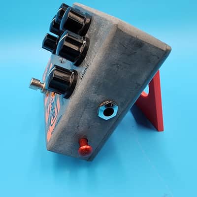 MXR M-181 Bass Blowtorch Overdrive Distortion Guitar Effect Pedal Boost 3 Band image 8