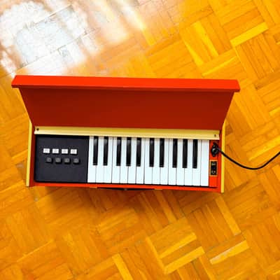 Rare Busilacchio Red Chord/Reed Organ (Italy, 1960s) – vintage cased electric organ and harmonium! image 3