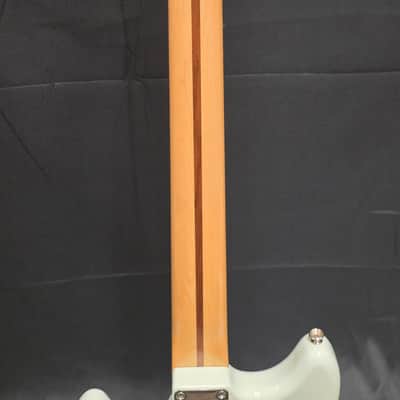 Fender Offset Series Mustang Bass PJ with Rosewood Fretboard 2016 - 2017 - Olympic White image 7