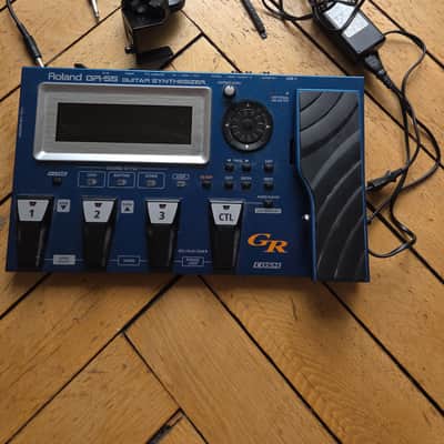 Roland GR-55GK Guitar Synth with GK-3 Pickup 2012 - Present - Black