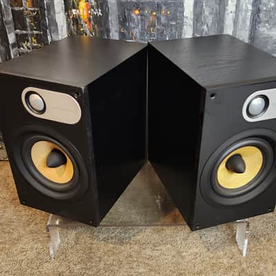 Bowers & Wilkins Bowers & Wilkins 686 two-way vented-box bookshelf loudspeakers 2000 - Black image 2