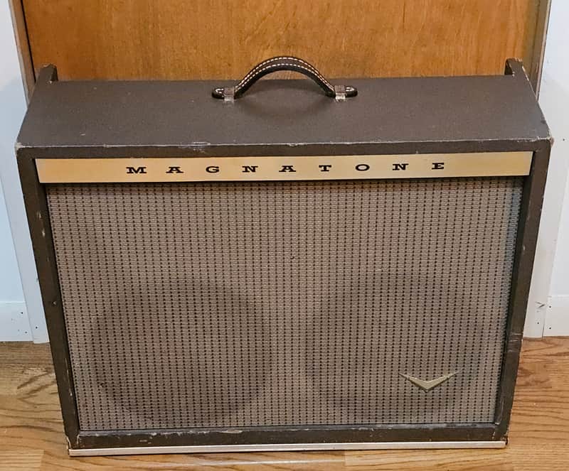 Magnatone 269 High Fidelity 2x12 Tube Amp image 1