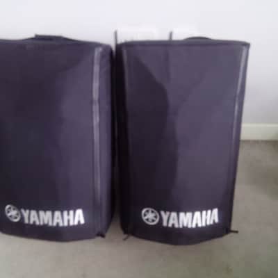 Yamaha DBR12 12" Active Speaker (pair) + padded speaker covers image 1