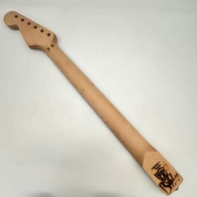Musikraft Stratocaster Rosewood Neck 24.75” New BN927 image 2