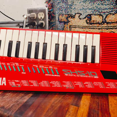 Yamaha SHS-10R Keytar 1987 - Red image 3