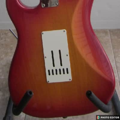 G&L Legacy early 2000s - Cherry Sunburst image 8