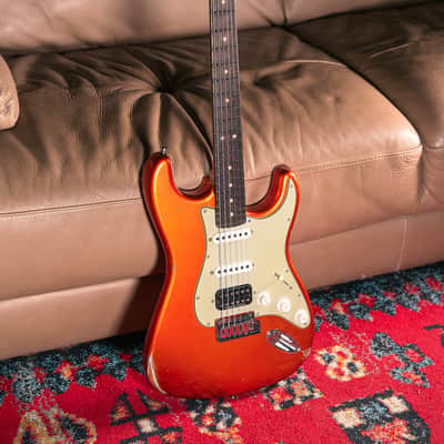 Fender Custom Shop Deluxe Stratocaster Relic in Candy Tangerine image 2