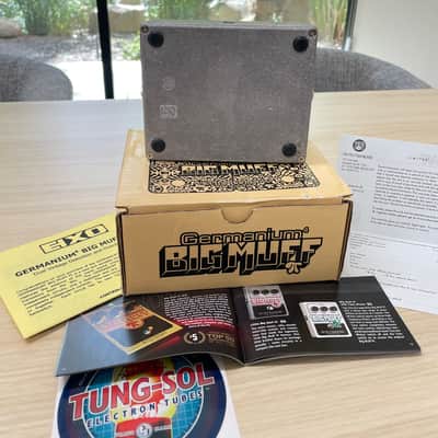 Electro-Harmonix Germanium 4 Big Muff Pi Overdrive & Distortion W Box + Box Candy! image 4
