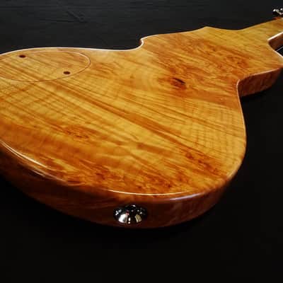 Rukavina 6 String Ripple Lap Steel -- 25" Curly Maple image 13