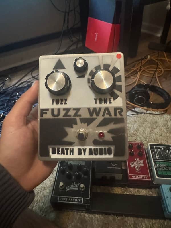 Death By Audio Fuzz War