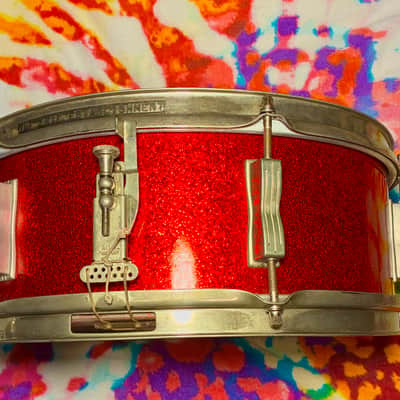 Ludwig No. 491 Pioneer 5.5x14" 6-Lug Snare 1964 - Red Sparkle image 3