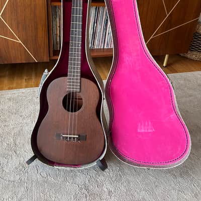Rare Vintage 1950s Favilla B-2 Baritone Ukulele with Original Hardcase image 8
