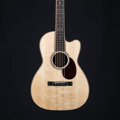 Santa Cruz 00-42 Cutaway African Blackwood and Bearclaw German Spruce Custom Used (2024) image 2