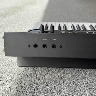Cre8Audio NiftyKEYZ Eurorack Case with 49-Key MIDI Controller 2022 - Present - White image 5