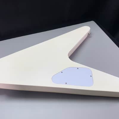 2016 Epiphone Brendon Small Signature "Snow Falcon" Flying V - Snow Burst image 13