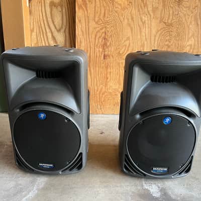 Mackie SRM450v1 300/100-Watt 2-Way Portable Powered Loudspeakers (Pair) 2002 - Present - Black image 1