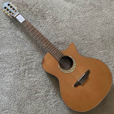 40 Inch Classical Guitar, Red Pine Top Body, Rosewood Fingerboard Mahogany Neck image 11