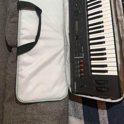 Yamaha MX49 Synthesizer 2016 black W gig bag image 1