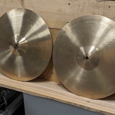 Zildjian  14" Canadian Hollow Logo New Beat Hi-Hat Cymbals (Pair) 1970s image 2