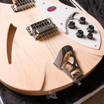 Rickenbacker 330 Maplego image 5