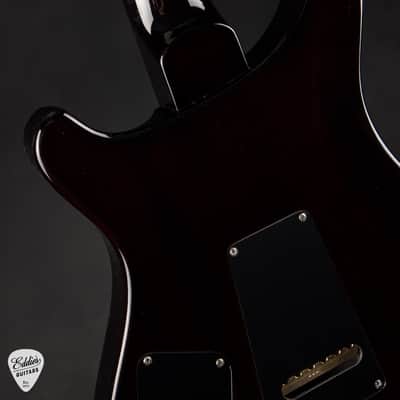 2024 - PRS Modern Eagle V - Black Gold Wraparound Burst image 13
