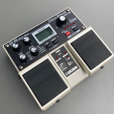 Boss DD-20 Giga Delay | Reverb