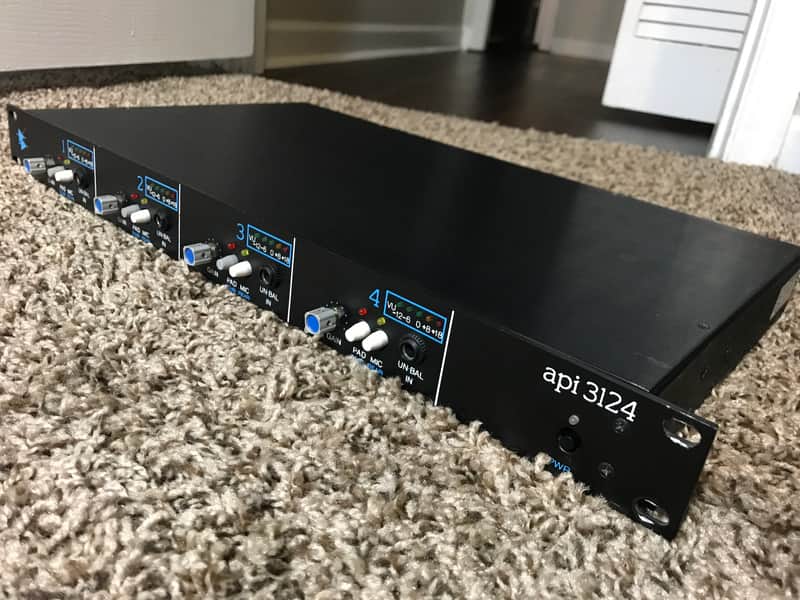 API 3124 4-Channel Mic Preamp imagen 1
