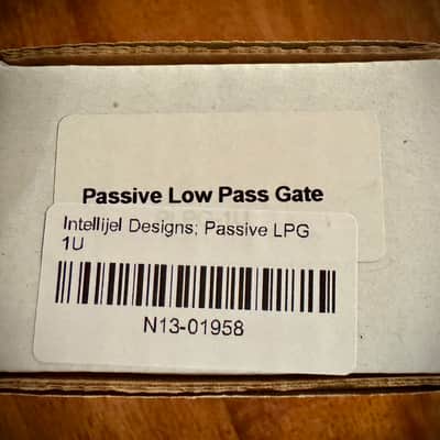 Intellijel Passive LPG Low Pass Gate 1U eurorack module - Silver image 6