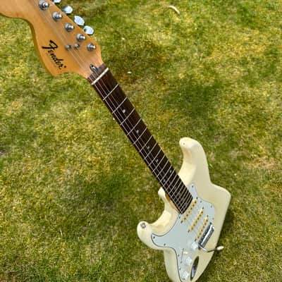 ‘85 Fender MIJ Strat Jimi Hendrix Lefty To Righty Conversion Olympic White Rosewood image 16