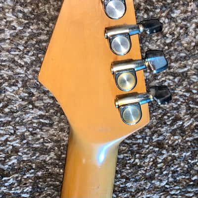 1980’s Vester Evh style Stage series shredder style electric guitar made in japan Strat head  1980’s image 12