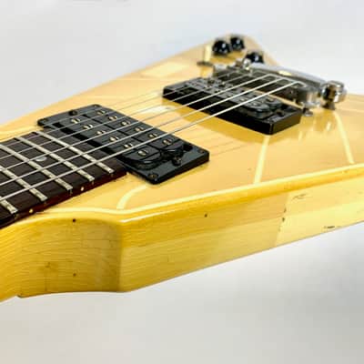Gibson Flying V 1984 Alpine White image 13