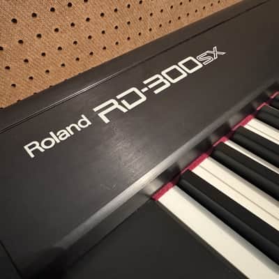 Roland RD-300SX 88-Key Digital Stage Piano 2004 - 2008 - Black image 8