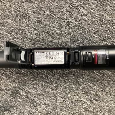 Shure ULX4D G50 Wireless Handheld Belt Pack Combo w-Dante image 6