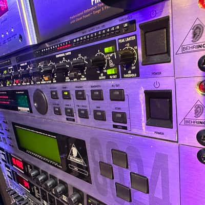 Behringer DSP1124P digital feedback suppressor image 3