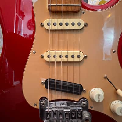 G&L G&L Legacy Strat Candy Apple Red "Matched Headstock" inkl. Case 1999–2010 - Candy Apple Red image 9