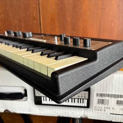 Korg Microkorg XL Analog Modeling Synthesizer / Vocoder w/ box, mic, power supply image 7