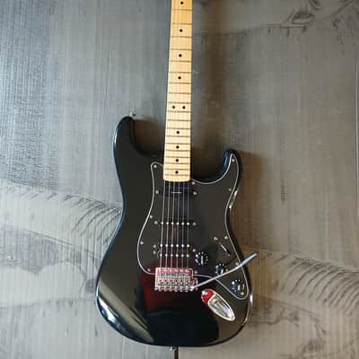 Fender Standard Stratocaster Black image 2
