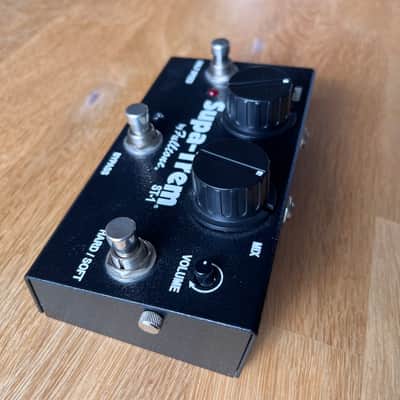 Fulltone Supa-Trem 2000s - Black image 3