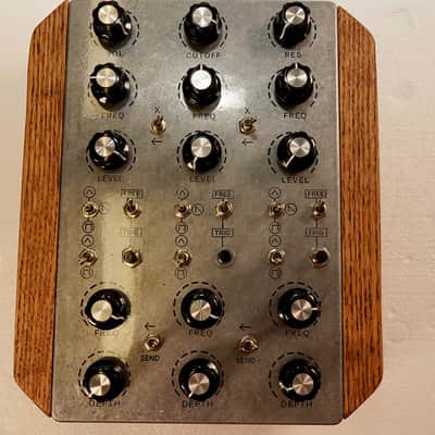 Artificial noise Lab:1 synthesizer image 4
