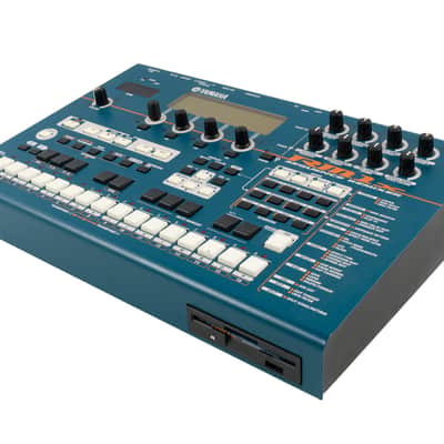 Yamaha RM1x Sequence Remixer Groovebox + Sequencer image 3