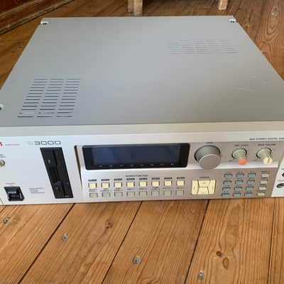 Akai S3000 MIDI Stereo Digital Sampler image 2