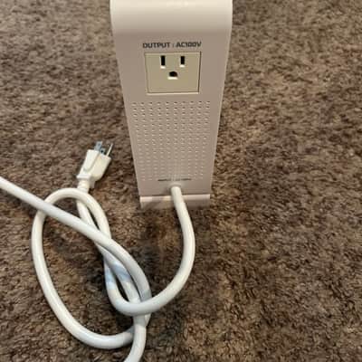 UMI Power Lx-1600 120V to 100V White image 3
