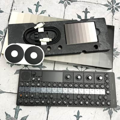 Immagine Teenage Engineering OP-XY Portable Synthesizer & Sequencer - 1