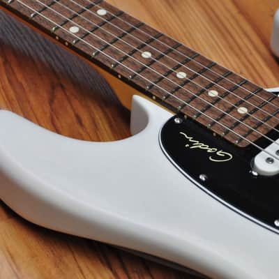 Godin Session HT - Trans Cream Rn image 8